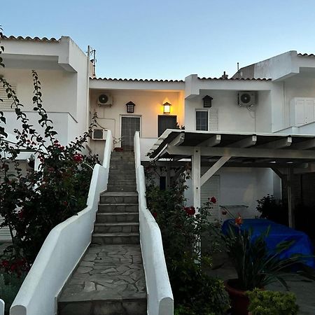 Pounta Beach House Sounion Exterior photo